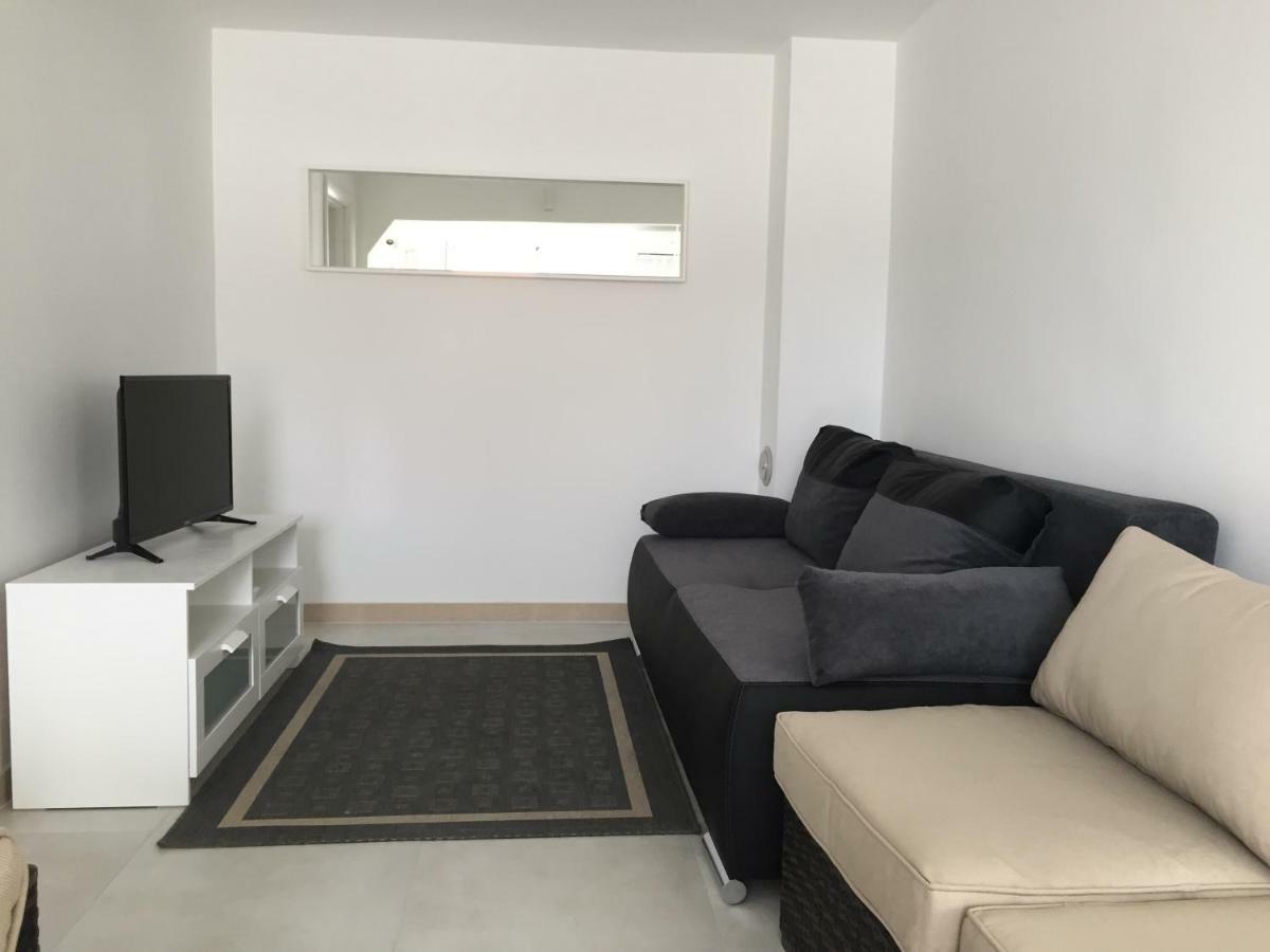 Fig Tree Apartment Povlja  Ngoại thất bức ảnh